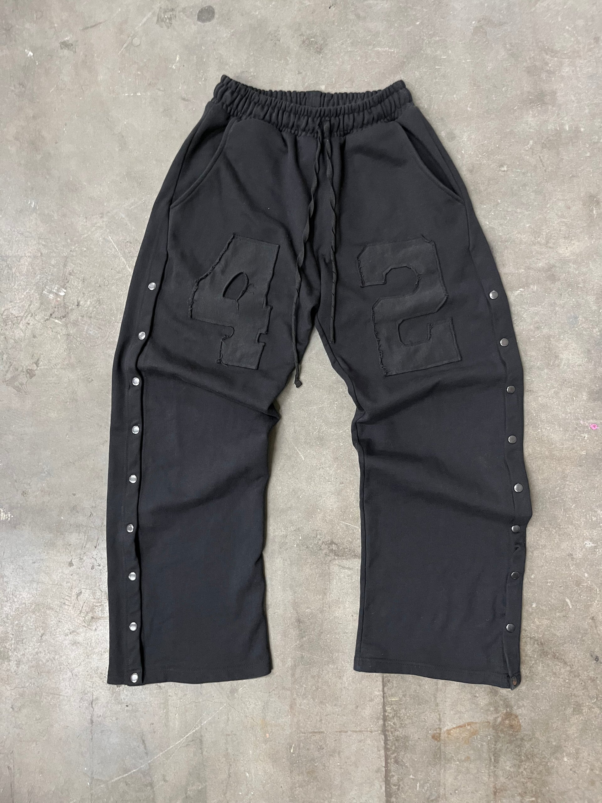 "ONYX" Snap Sweats